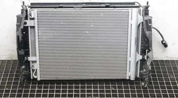 Opel Combo E Radiator set 9805897480