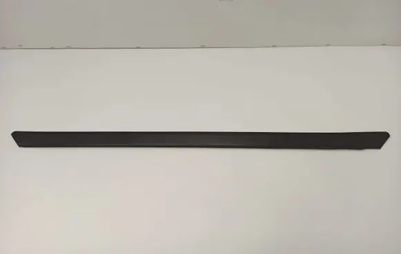 Ford Mustang IV Front sill trim cover