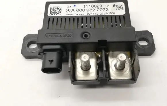 Mercedes-Benz C W204 Other relay A0009822023