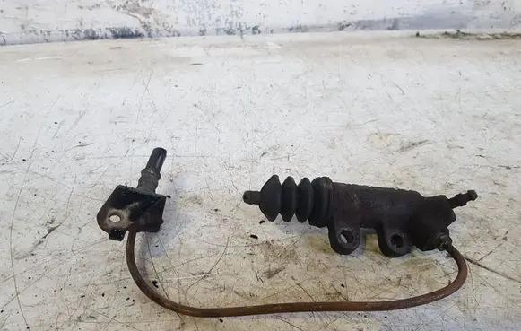 Toyota Corolla E120 E130 Clutch master cylinder