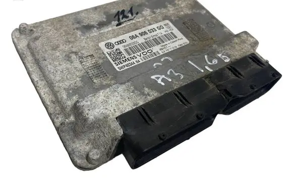 Audi A3 S3 8P Engine control unit/module 06A906033GQ 5WP4034404