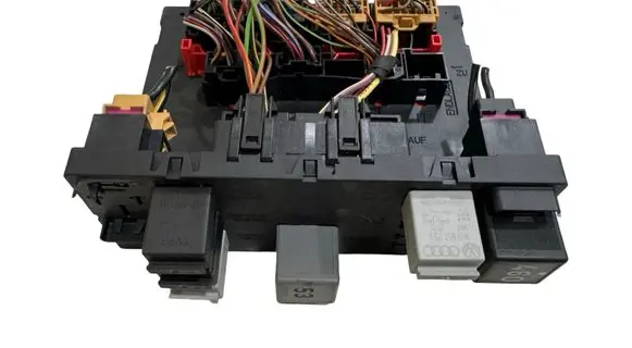 Volkswagen Caddy Comfort/convenience module 3C8937049D H54S2602 F005V00744