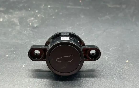 Tesla Model Y Tailgate/trunk/boot open switch 164741300A