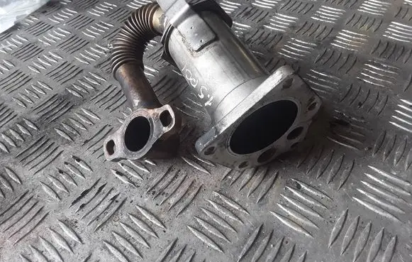 Nissan Qashqai EGR valve cooler 147352070R 2307103