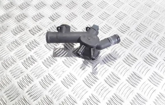 Volkswagen New Beetle Engine coolant pipe/hose 06A121133H
