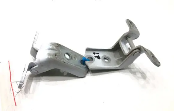 Hyundai Elantra VII Other exterior part A046057