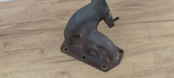 Volkswagen Touareg I Exhaust manifold 022253018