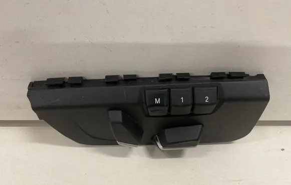 BMW 4 F32 F33 Seat adjustment handle 9347406 28422800