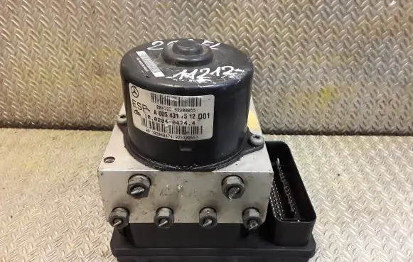 Mercedes-Benz CLK A209 C209 ABS Pump 0054317512 0355457932