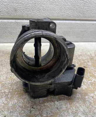 Audi A6 S6 C5 4B Throttle valve 03G128063C