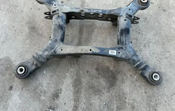 Mercedes-Benz ML W164 Rear subframe 