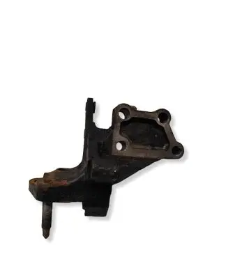 Toyota Avensis T250 Engine mounting bracket 123150R012