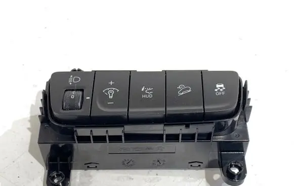 Other switches/knobs/shifts