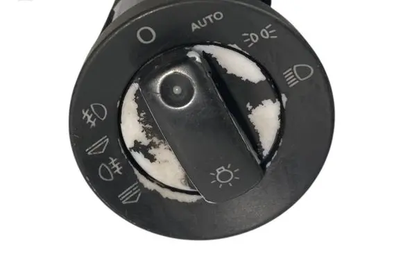 Light switch