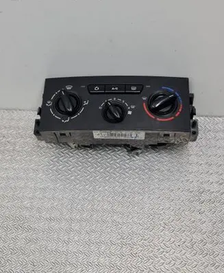 Peugeot 207 Climate control unit N102080F 69910004 12601S