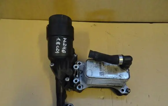 Mercedes-Benz B W246 W242 Oil filter mounting bracket A6511800565