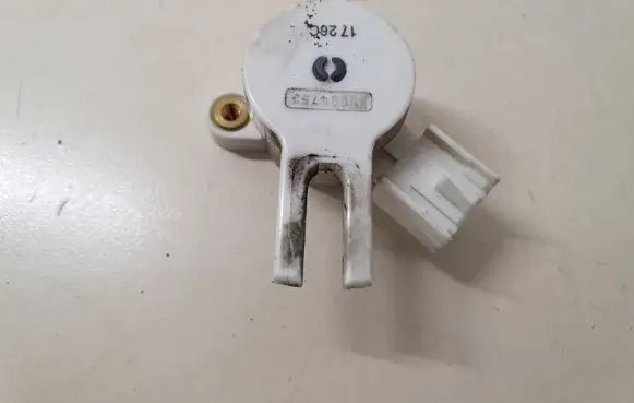 Clutch pedal sensor