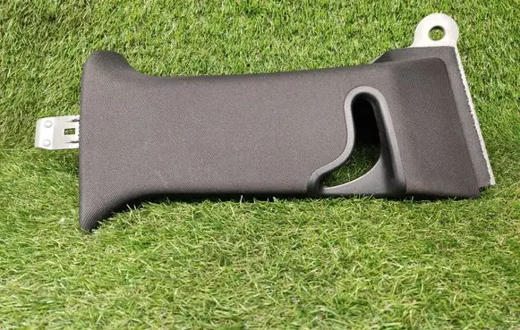 Mercedes-Benz C W204 (B) pillar trim (top) A2046904026
