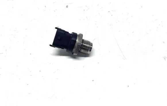 Volvo V60 Fuel pressure sensor 0281002995