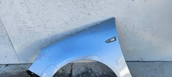 Opel Zafira C Fender 