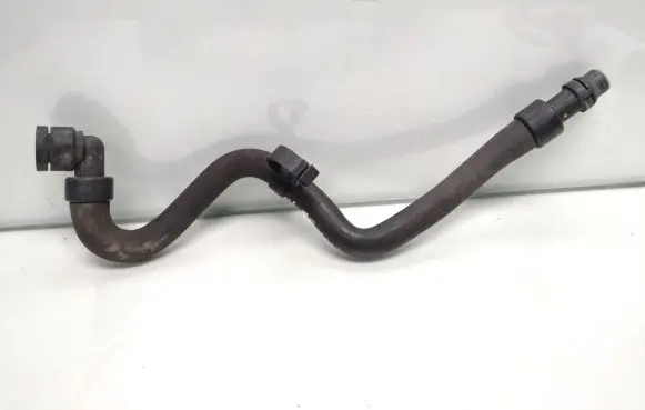 Opel Insignia A Engine coolant pipe/hose 13220138 565563897