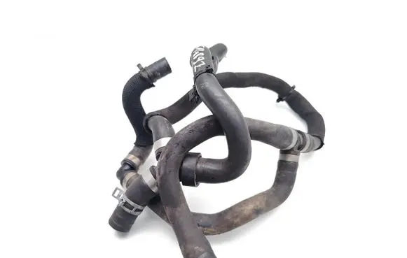 Volvo XC90 Engine coolant pipe/hose