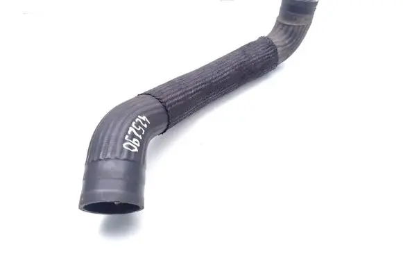 Toyota Avensis T270 Engine coolant pipe/hose