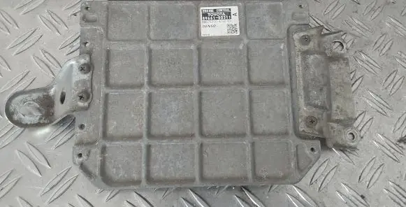 Toyota Yaris Engine control unit/module 896610D311