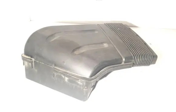 Audi A4 S4 B7 8E 8H Air intake duct part 8E0129617D
