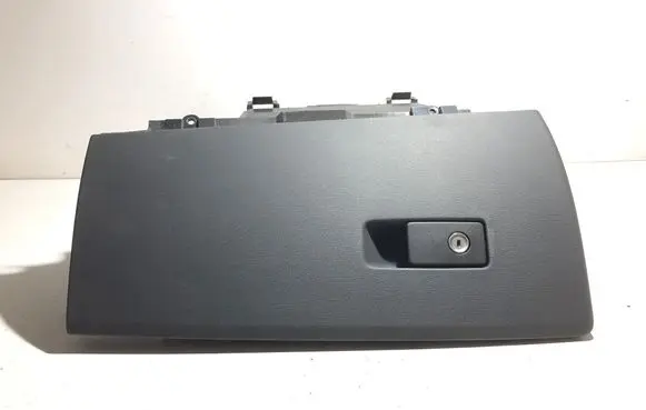 Volvo V70 Glove box 30676278