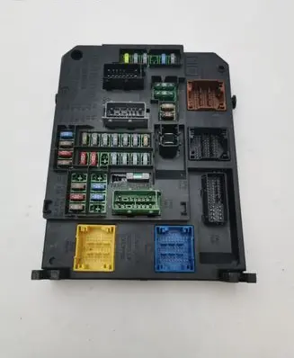 Citroen C4 I Fuse box set 9665547480