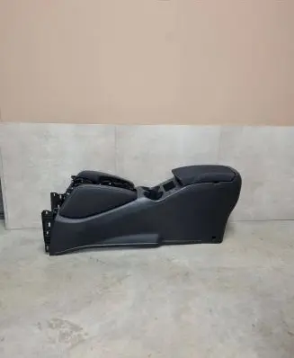 Nissan Qashqai Center console 969304EA0A 969HT4EA0A