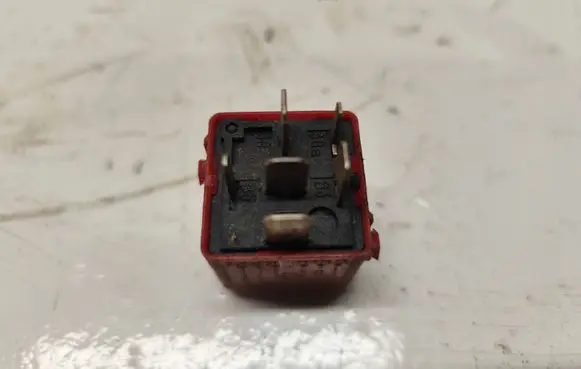 BMW 3 E36 Other relay 1393404 231342523223 6136