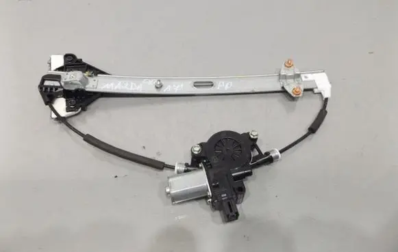 Mazda CX-3 Front window lifting mechanism without motor