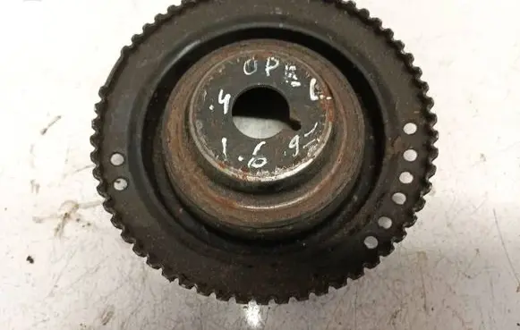 Opel Astra F Crankshaft pulley