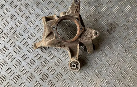 Rear wheel hub