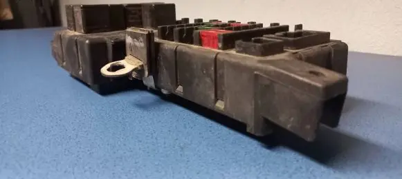 Volvo S80 Fuse module 518788104