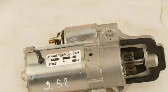 Ford Kuga II Starter motor 6G9N11000AB