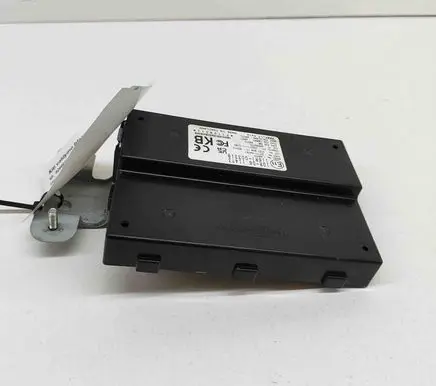 Suzuki SX4 S-Cross Keyless (KESSY) go control unit/module 10R0611473 3717164TB1