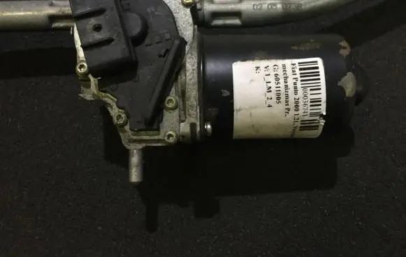 Fiat Punto (188) Wiper motor