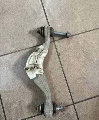 BMW 5 G30 G31 Rear control arm 687053502 3332 BWW3332