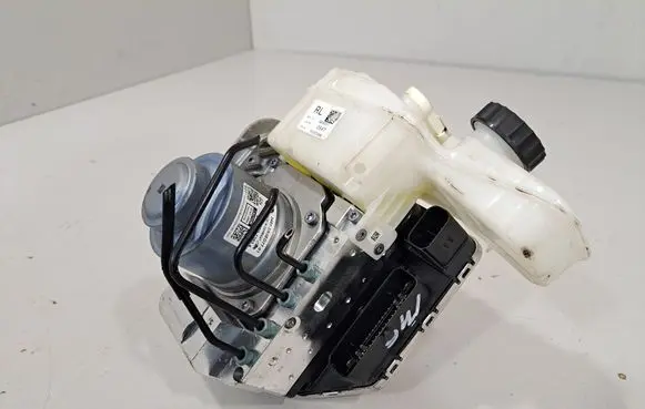BMW i4 ABS Pump 5B3ED77 5B3ED78