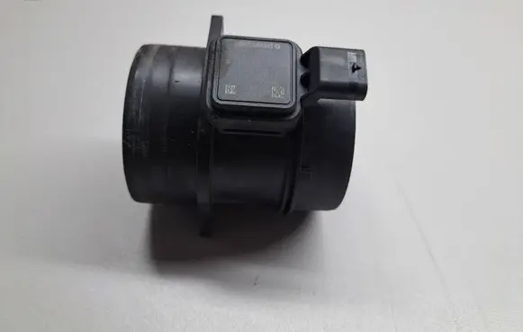 Mercedes-Benz C W204 Mass air flow meter A6510900248 037030415 5WK97817