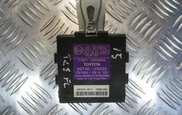 Toyota Avensis T250 Alarm control unit/module 89730-05020