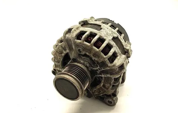 Volkswagen Arteon Generator/alternator 04L903023J