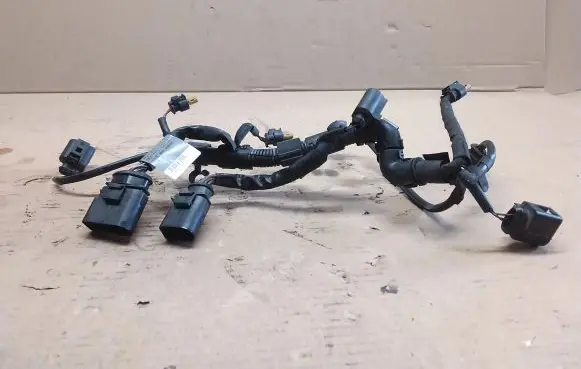Audi A4 S4 B8 8K Fuel injector wires 06H971627B