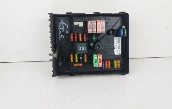 Volkswagen Eos Fuse module 1K0937125D 1K0937125