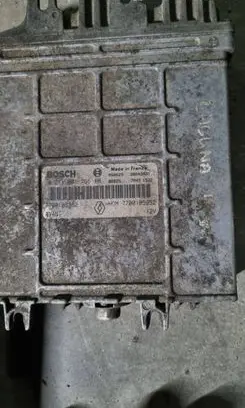 Renault Laguna I Engine control unit/module 0281001766 9941001820 3968010044