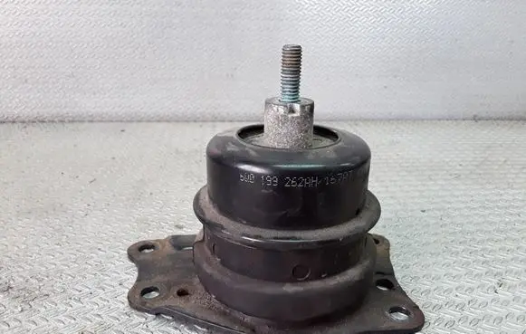 Volkswagen Polo Engine mount bracket 6Q0199262AH