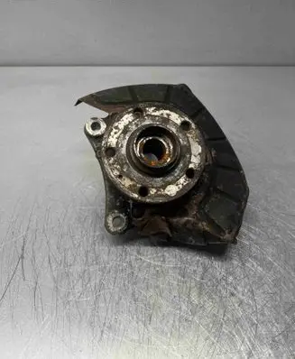 Volkswagen PASSAT B6 Front wheel hub spindle knuckle 3C0407257F